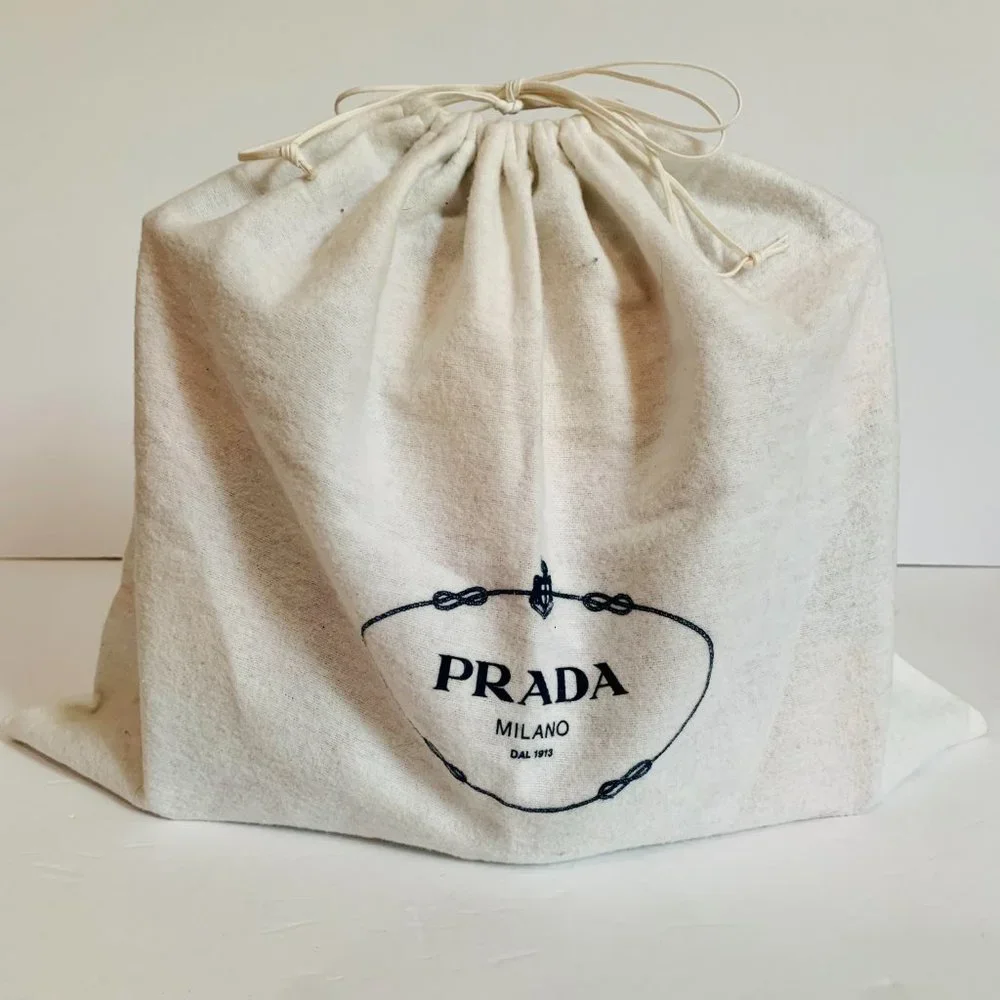 PRADA SAFFIANO LEATHER LIP PRINT HANDLE BAG LIMITED EDITION MADE IN ITALY - Picture 12 of 12